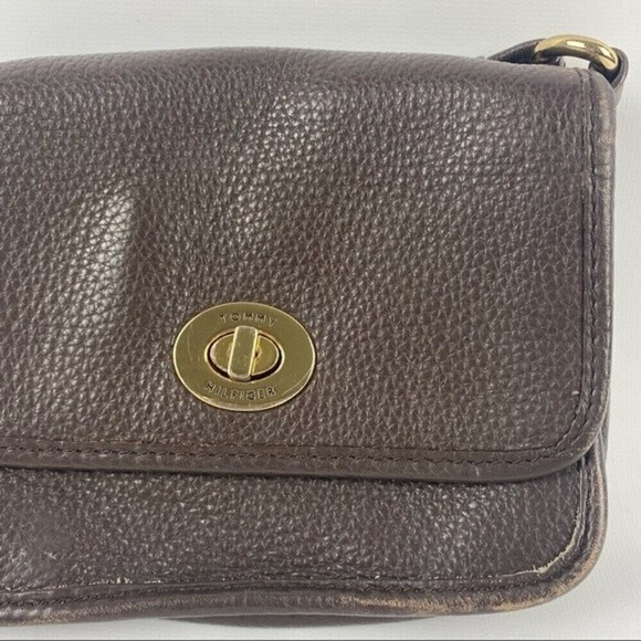 Tommy Hilfiger100% Genuine Leather Crossbody Shoulder Mini Bag - Picture 4 of 9